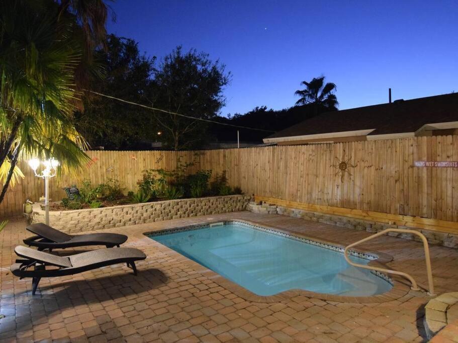 Private Heated Pool Casita Near Downtown & Beaches Villa Sarasota Buitenkant foto